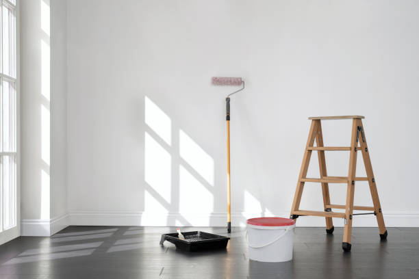Painting the room, empty apartment ready for renovation